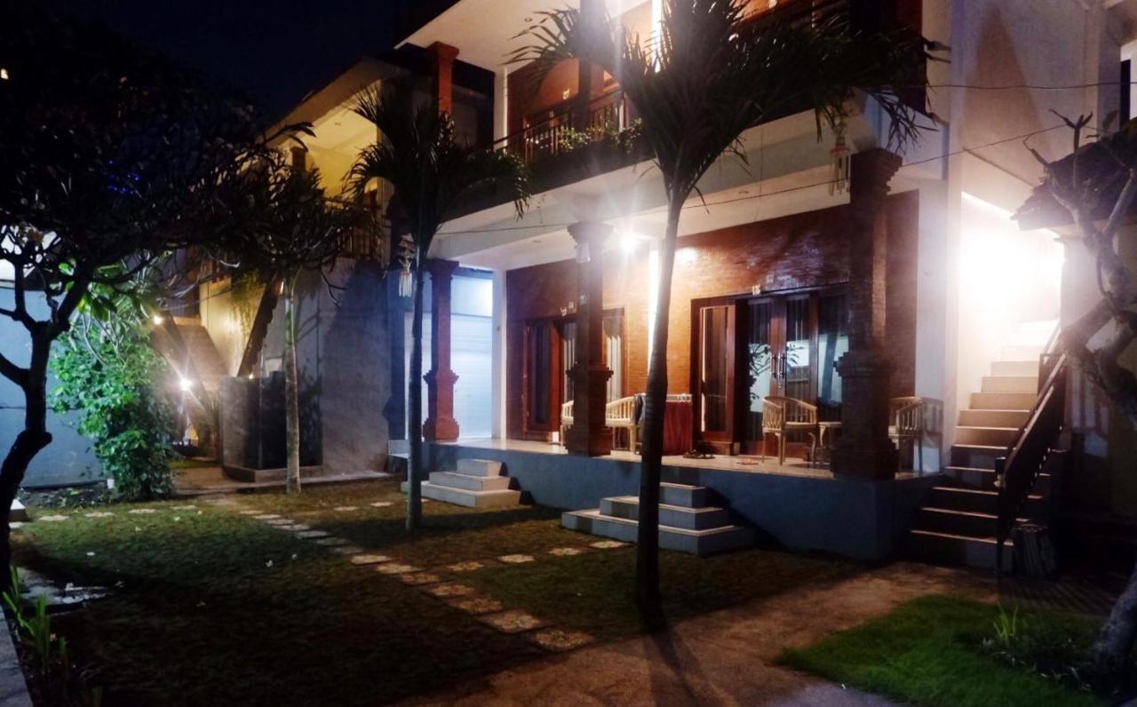 Hotel The Brick Canggu Exterior foto