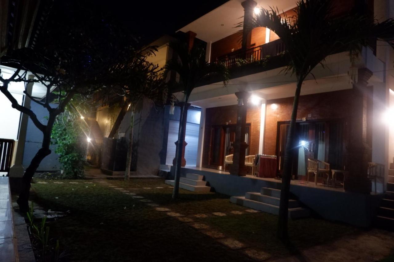 Hotel The Brick Canggu Exterior foto