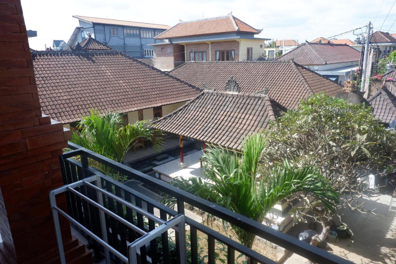 Hotel The Brick Canggu Exterior foto